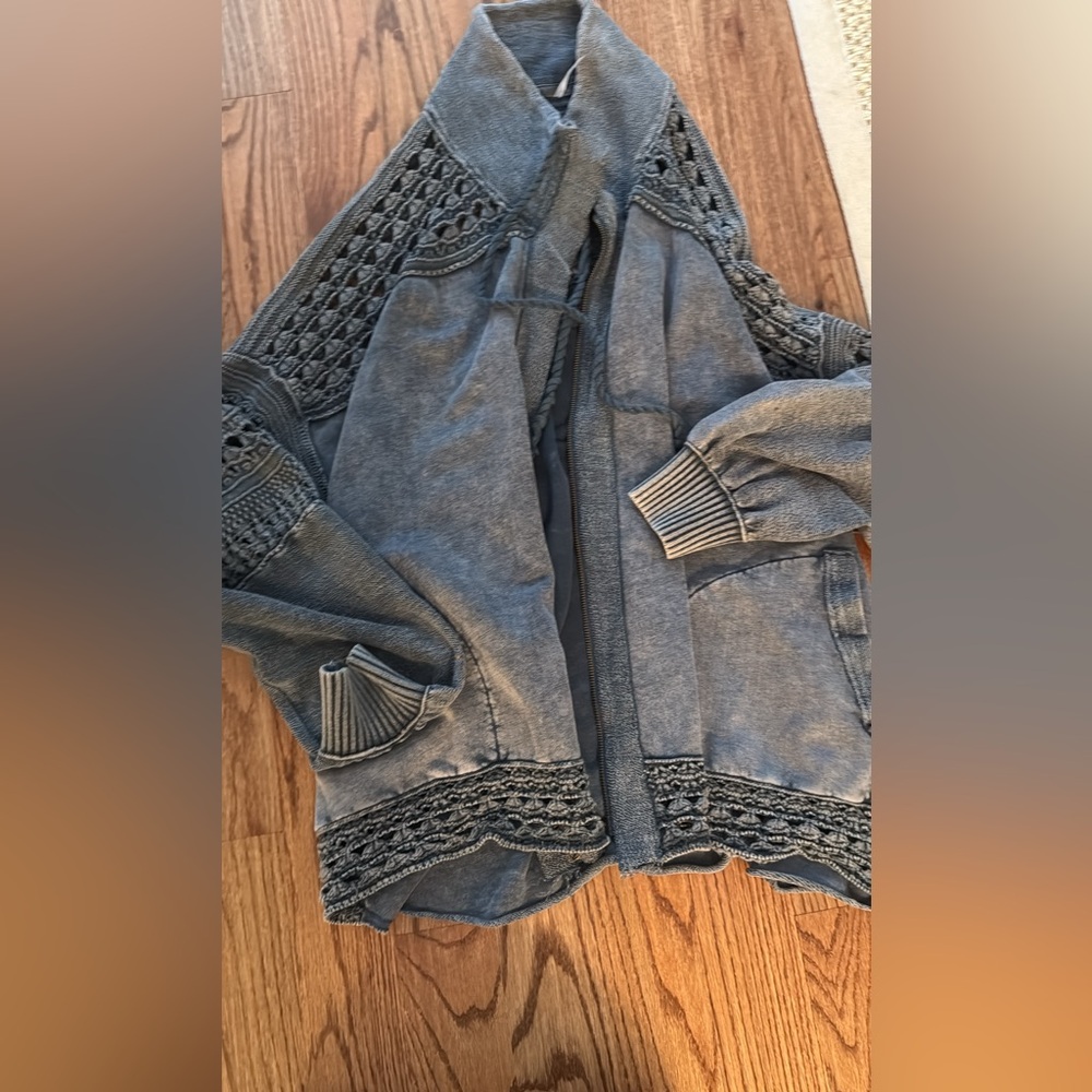 Women's Gray Denim Jacket